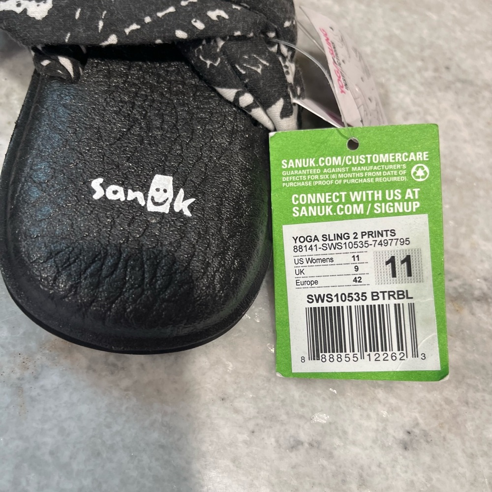 Sanuk Women's Black and White Yoga Mat Sandals NWT smoke & pet free home🌸 - Picture 11 of 14